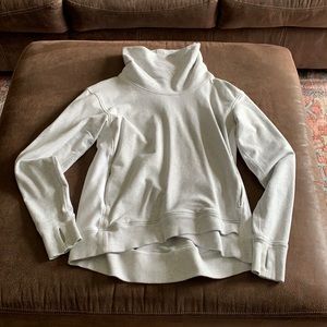 Lululemon Turtleneck Pullover Sweatshirt